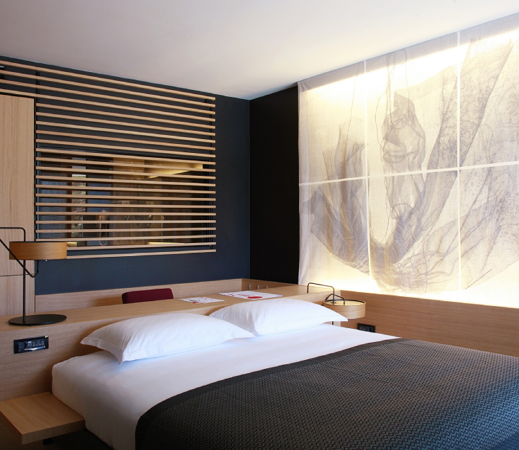 Hotel Lone, room